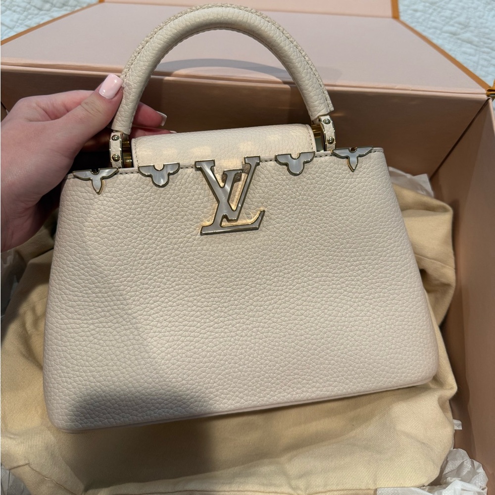 Louis Vuitton Cappuccino